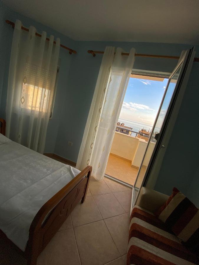 Seashell Apartment Durres Bagian luar foto